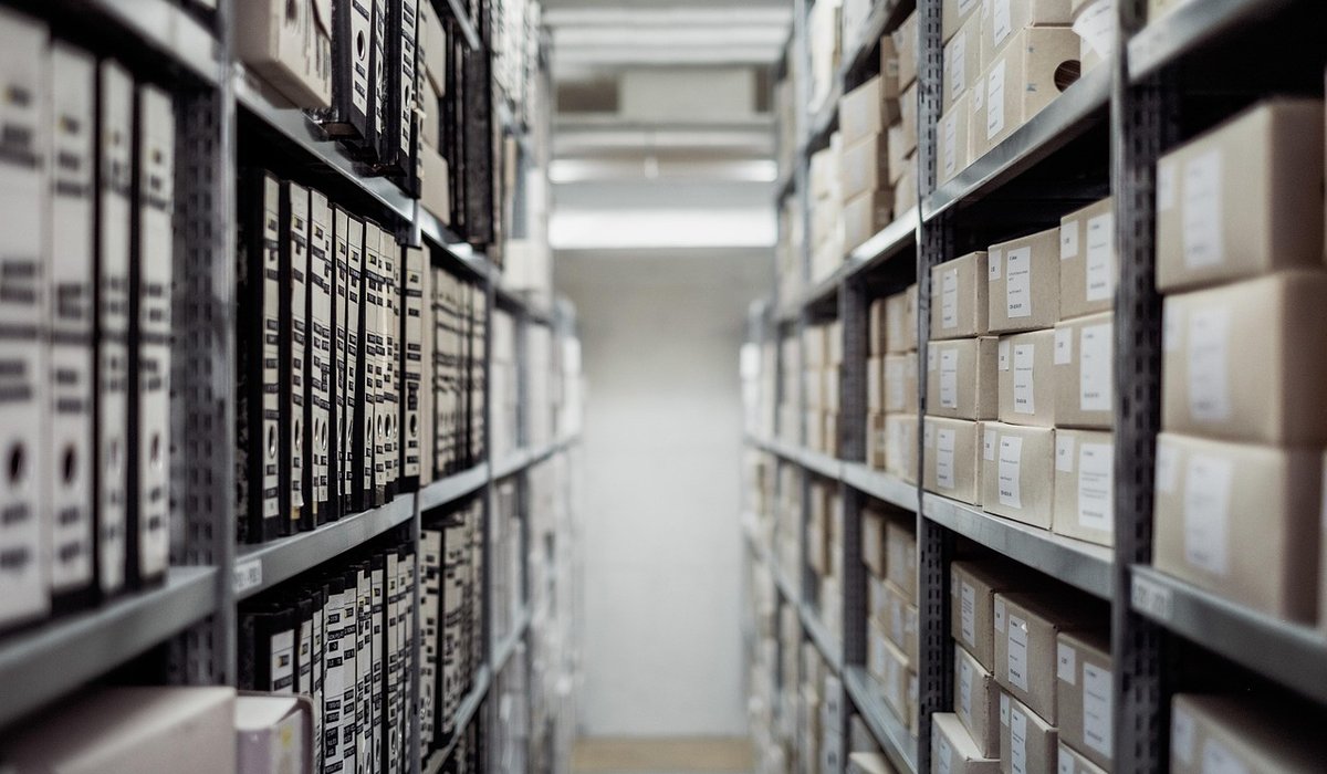 Choosing the Right Storage Boxes for a Damp Attic